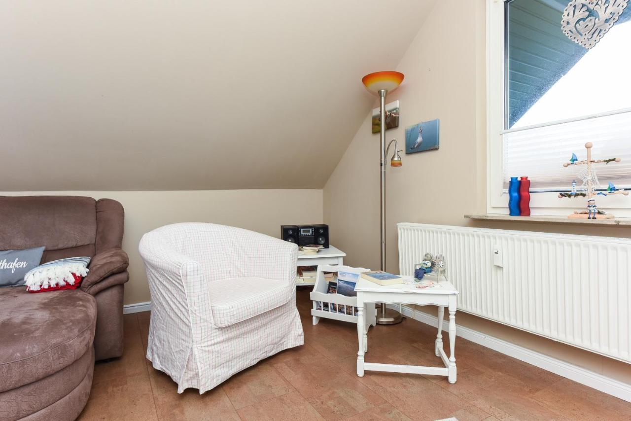 Ferienwohnung Haus Heimathafen Esens Buitenkant foto