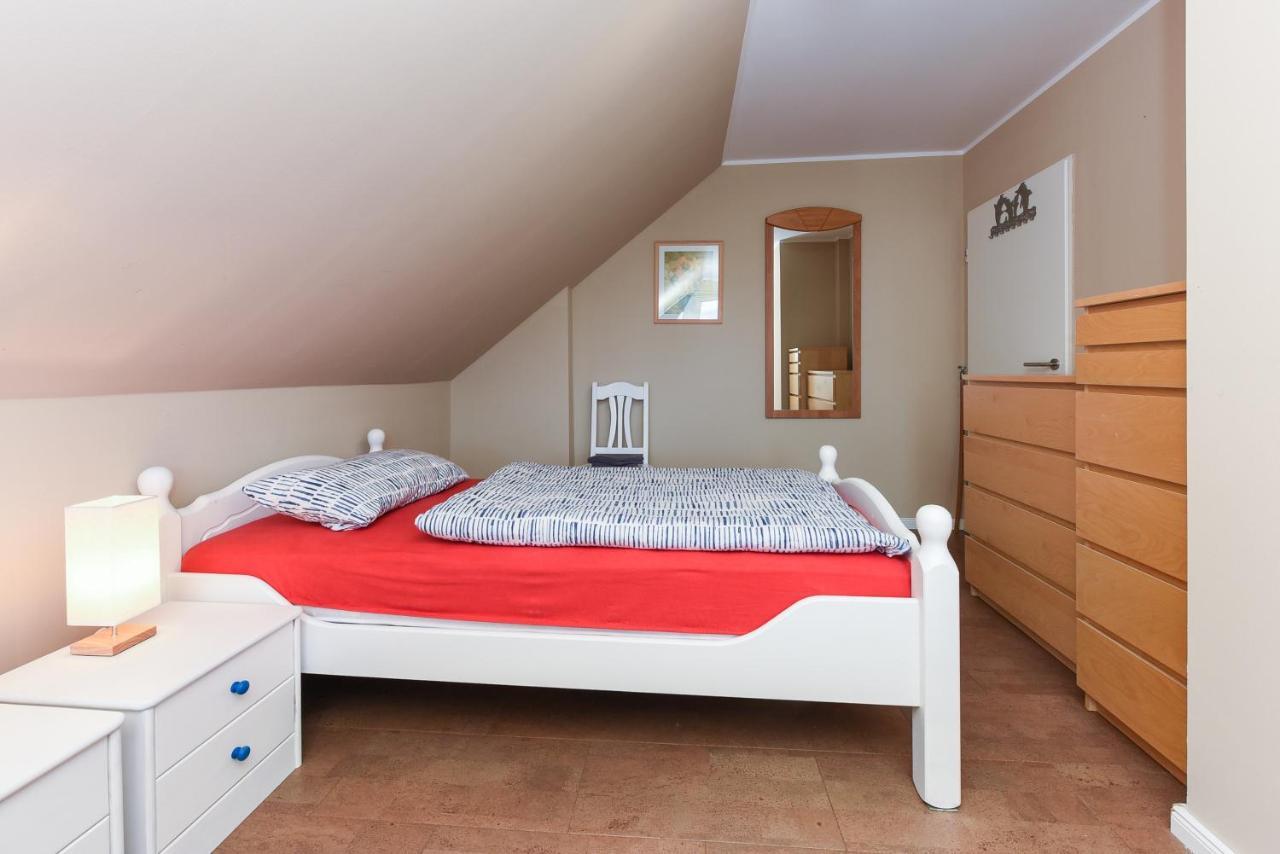 Ferienwohnung Haus Heimathafen Esens Buitenkant foto
